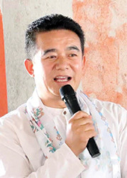 Nima Gyalzen Hyolmo, Nagarpalika President Ama Yangri